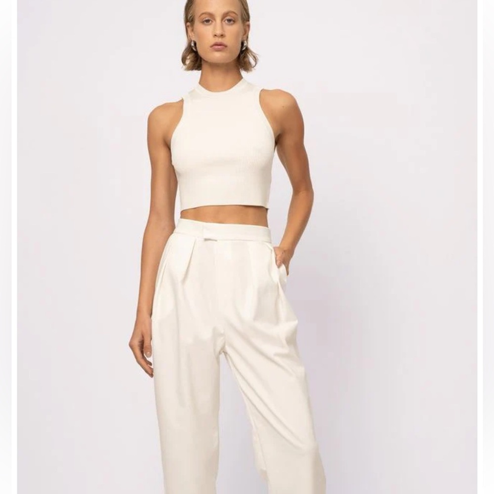 NONchalant  White High-Waisted pants - NWT
